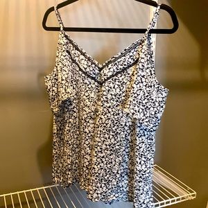 Black & White floral top